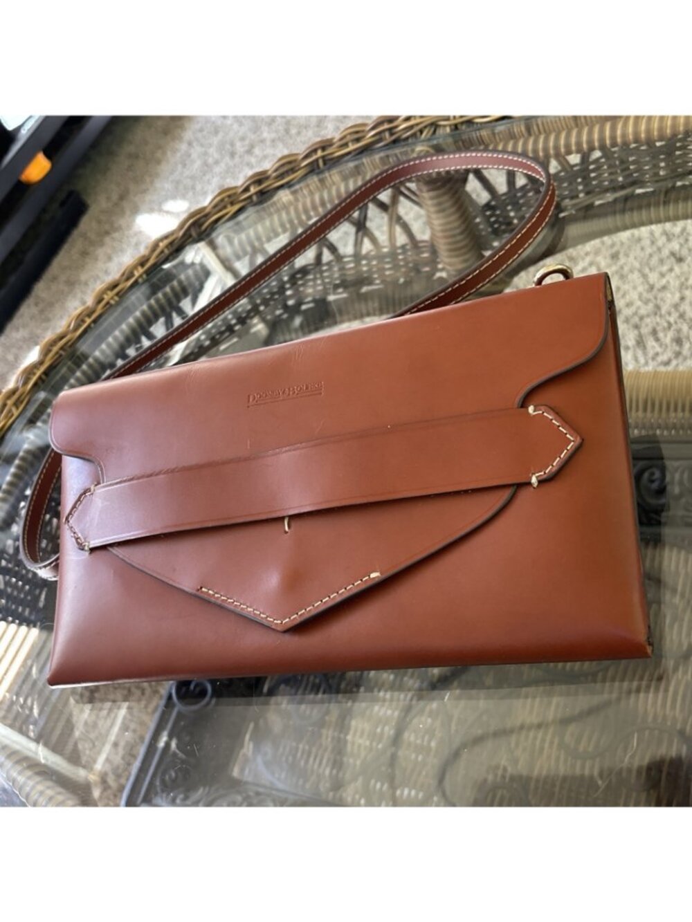 Dooney & Bourke Alto Benedetta Crossbag Premium Italian Leather - Picture 3 of 13